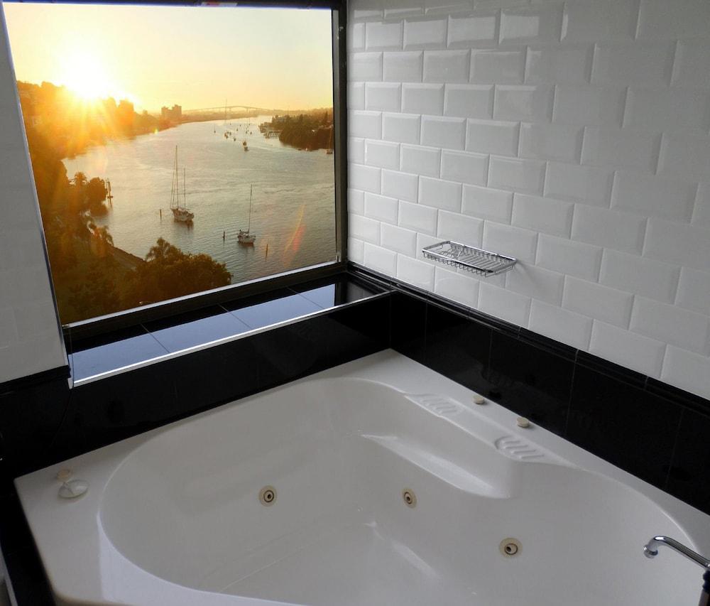 View Hotel